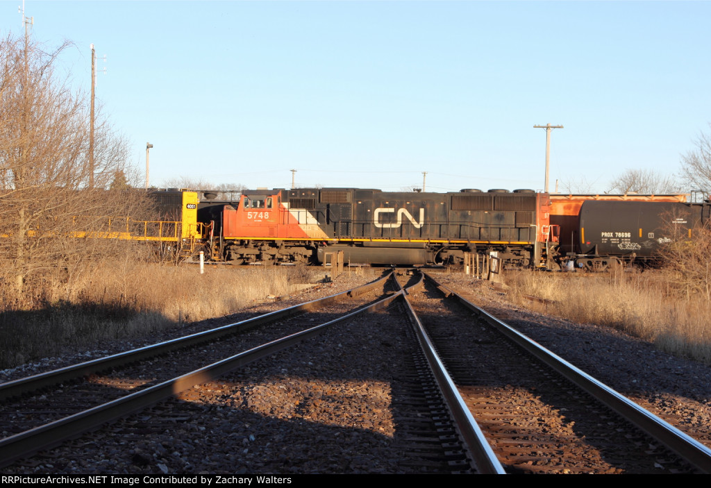 CN 5748